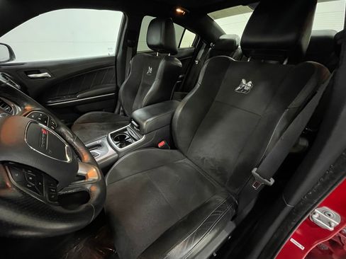 Used 2019 Dodge Charger Scat Pack w/ Dynamics Package image 13