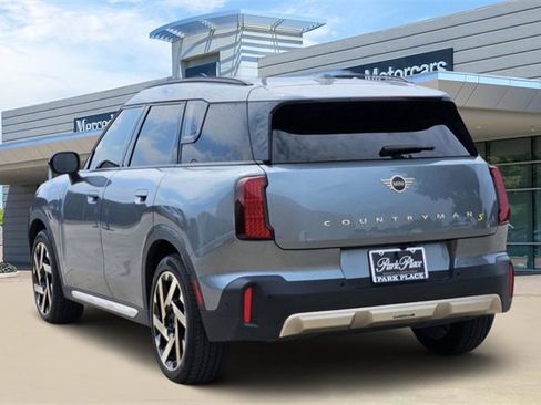 Used 2025 MINI Cooper Countryman SE image 4