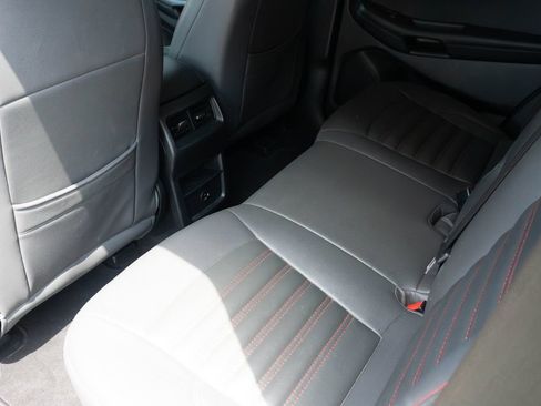 Used 2021 Ford Edge SE AWD/4WD image 16