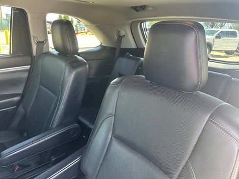 Used 2018 Toyota Highlander Limited AWD/4WD image 20