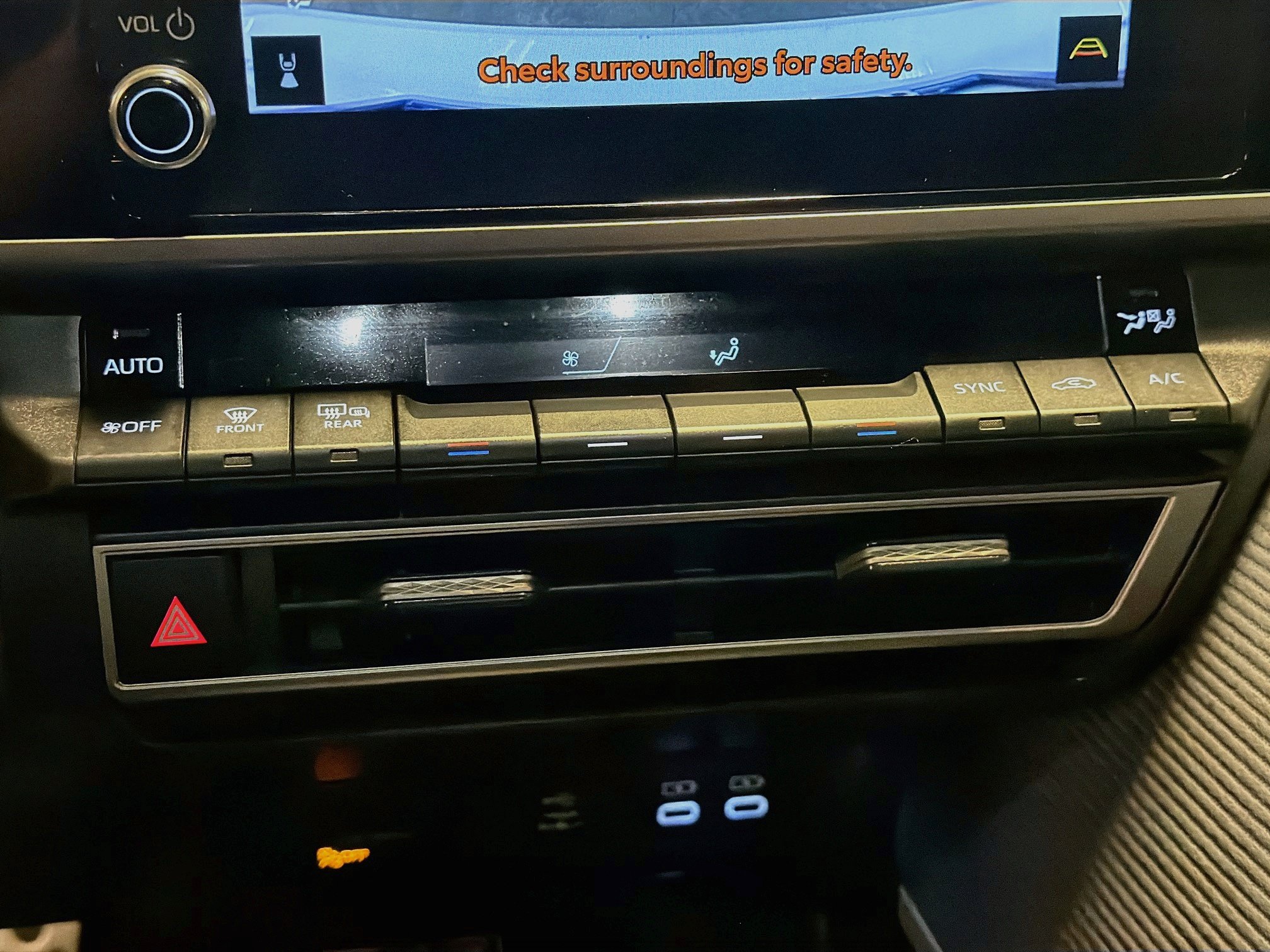 Used 2025 Toyota Camry SE FWD image 24