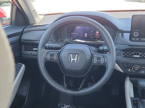 Used 2023 Honda Accord EX image 19