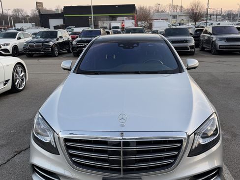 Used 2020 Mercedes-Benz S 560 4MATIC Sedan image 2
