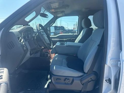 Used 2016 Ford F250 XLT w/ XLT Value Package AWD/4WD image 6