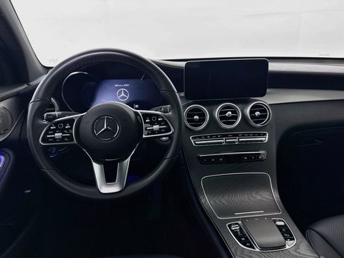 Used 2023 Mercedes-Benz GLC 300 4MATIC Coupe image 24