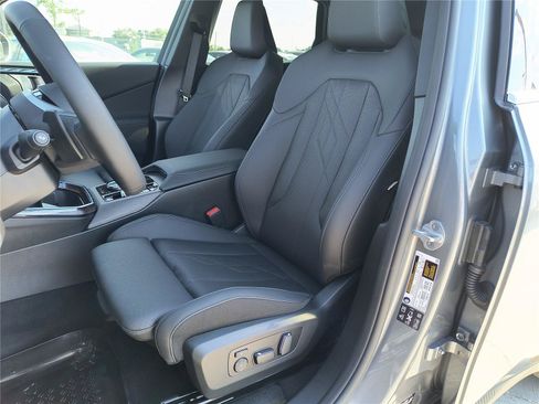Used 2026 BMW X3 xDrive30i w/ Premium Package AWD/4WD image 7