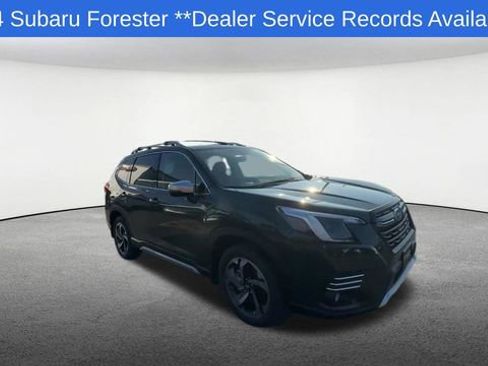 Used 2024 Subaru Forester Touring AWD/4WD image 2