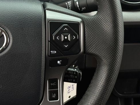 Used 2020 Toyota Tacoma SR5 image 14