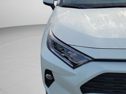 Used 2021 Toyota RAV4 XLE Premium AWD/4WD image 11