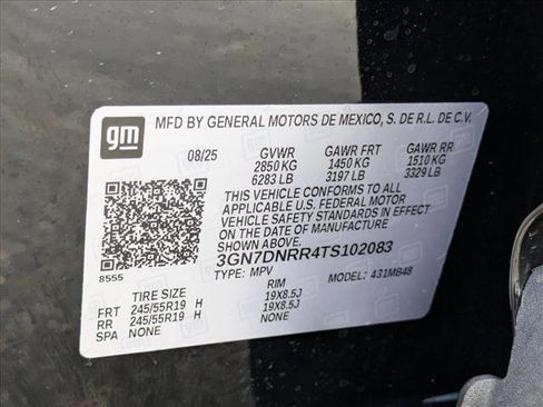 New 2026 Chevrolet Equinox EV LT image 17