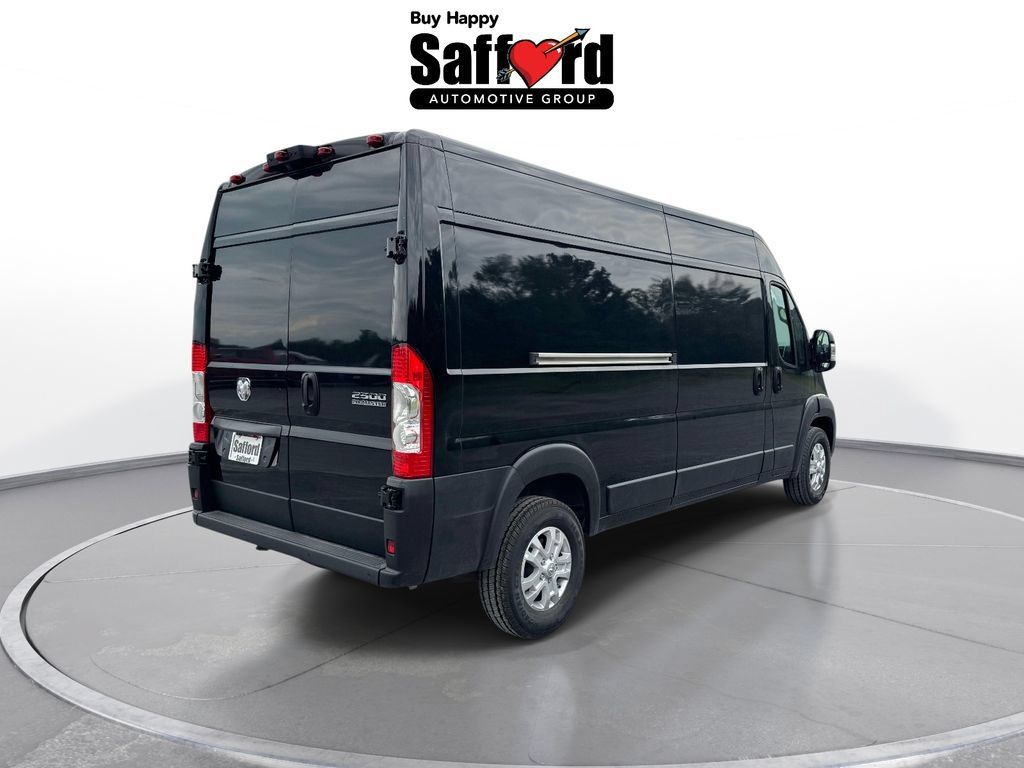 New 2026 RAM ProMaster 2500 w/ Quick Order Package 22G SLT FWD image 8