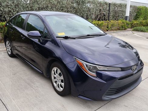 Used 2024 Toyota Corolla LE FWD image 6