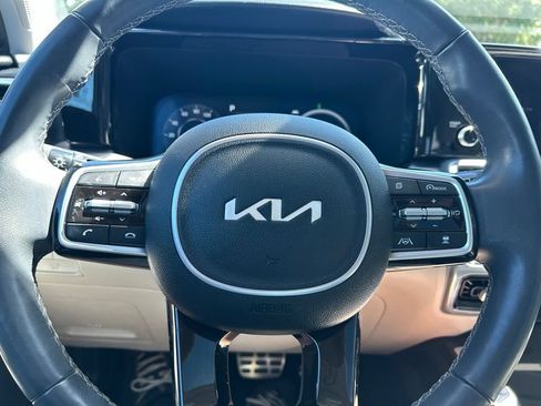 Used 2023 Kia Sorento SX AWD/4WD image 23