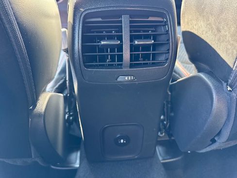 Used 2025 Ford Escape ST-Line AWD/4WD image 15