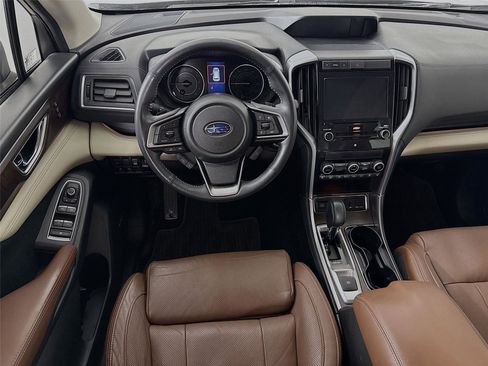 Used 2019 Subaru Ascent Touring image 2