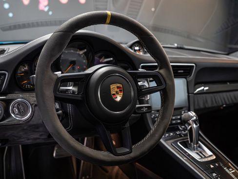 Used 2019 Porsche 911 GT3 RS image 7