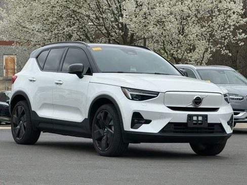 Certified 2023 Volvo XC40 Recharge Ultimate w/ Protection Package Premier AWD/4WD image 1
