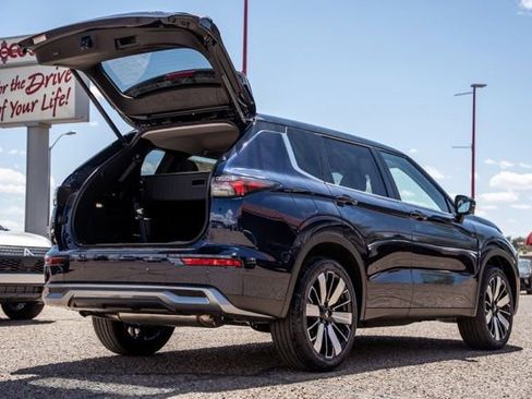 New 2026 Mitsubishi Outlander SE FWD image 5