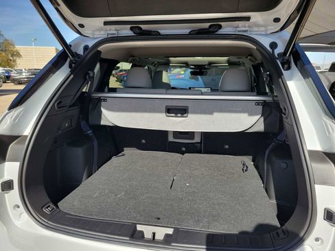 Used 2025 Mitsubishi Outlander SEL image 19