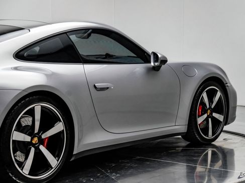 Used 2024 Porsche 911 Carrera S w/ Premium Package image 15