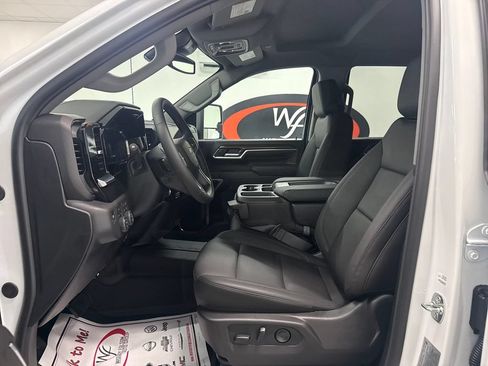 New 2026 Chevrolet Silverado 2500 LT w/ All Star Edition AWD/4WD image 8