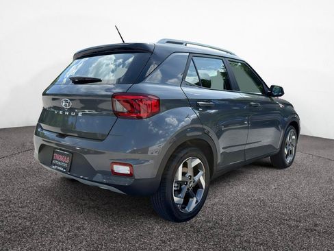 New 2026 Hyundai Venue SEL FWD image 7
