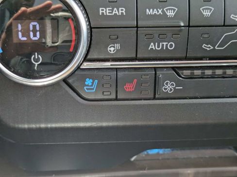 Used 2019 Ford Expedition Platinum RWD image 27