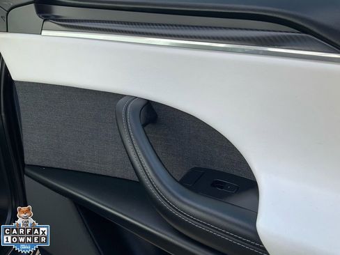 Used 2023 Tesla Model X Plaid image 78