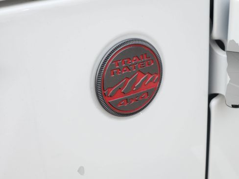 Used 2024 Jeep Wrangler Unlimited Rubicon AWD/4WD image 36