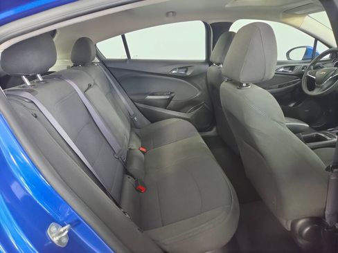 Used 2017 Chevrolet Cruze LT w/ Sun And Sound Package FWD image 27