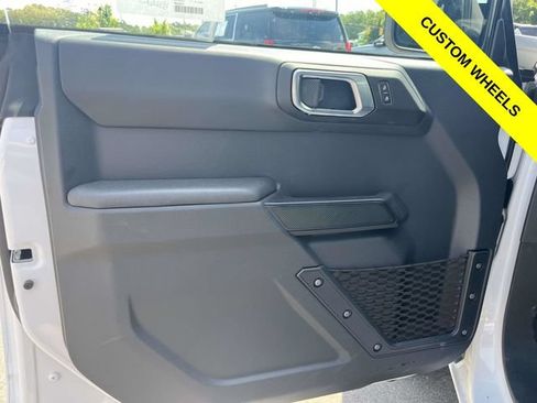 New 2025 Ford Bronco 4-Door AWD/4WD image 14
