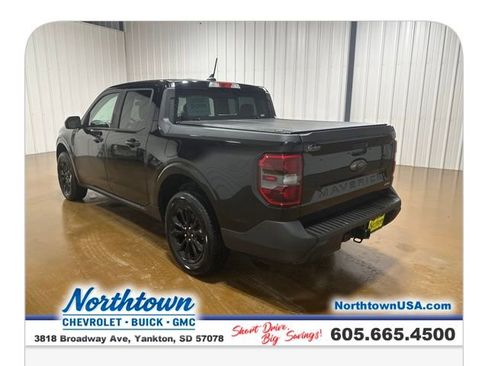 Used 2023 Ford Maverick Lariat w/ Lariat Luxury Package image 3