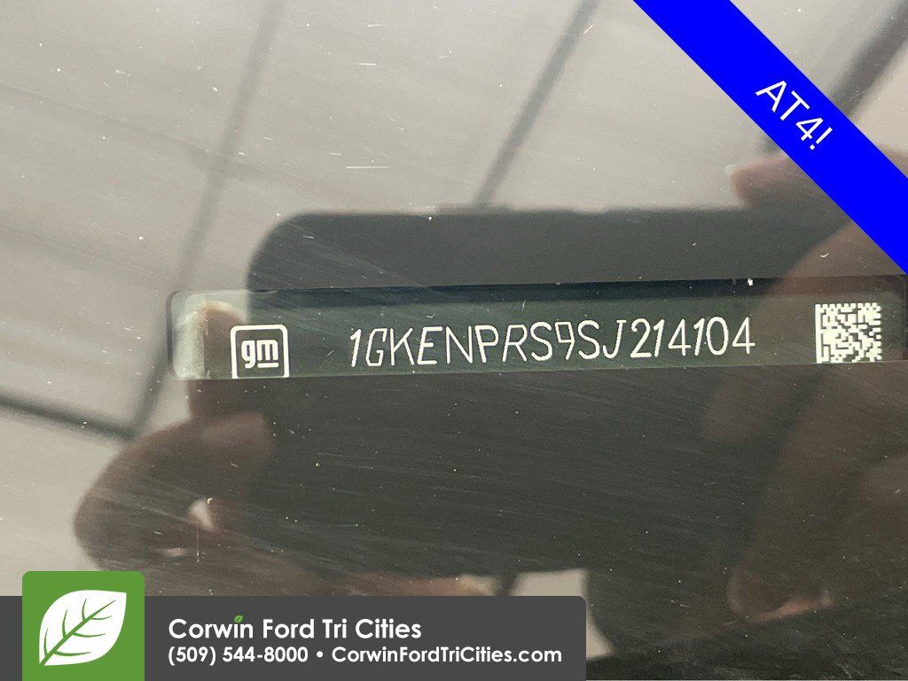 Used 2025 GMC Acadia AT4 AWD/4WD image 14