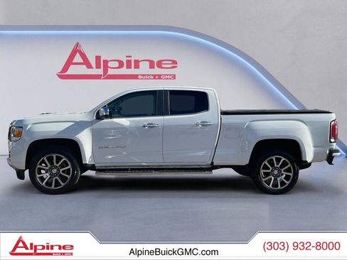 Used 2021 GMC Canyon Denali image 2