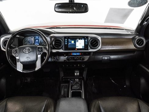 Used 2016 Toyota Tacoma Limited w/ Towing Package RWD image 15