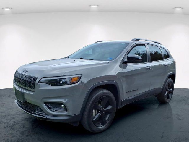 Used 2023 Jeep Cherokee Altitude Lux AWD/4WD image 2