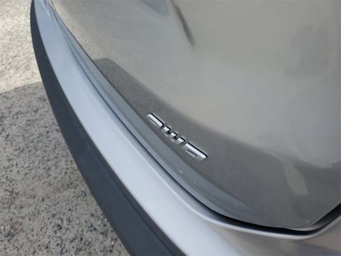 Used 2024 Ford Edge Titanium image 8