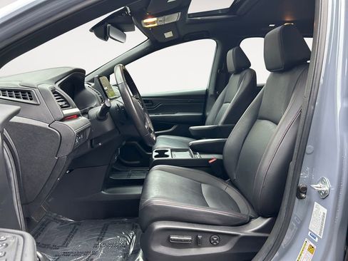 Used 2025 Honda Odyssey Sport-L image 15