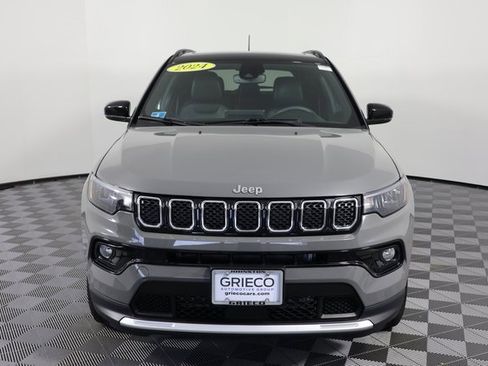 Used 2024 Jeep Compass Limited w/ Sun and Sound Group image 3
