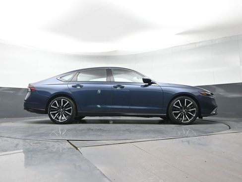 Certified 2024 Honda Accord Touring image 32