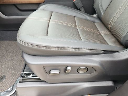 New 2026 Chevrolet Silverado 2500 High Country w/ High Country Premium Package AWD/4WD image 25