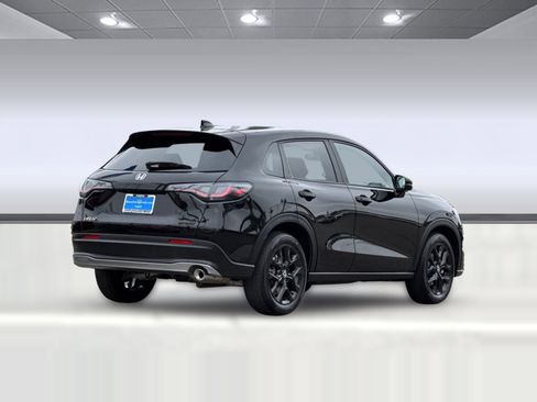 Used 2025 Honda HR-V Sport image 8