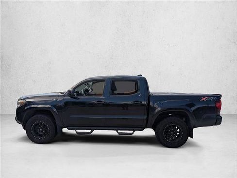 Used 2018 Toyota Tacoma SR5 image 7
