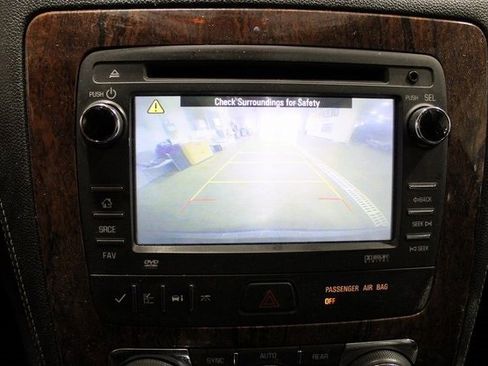 Used 2014 Chevrolet Traverse LT image 13