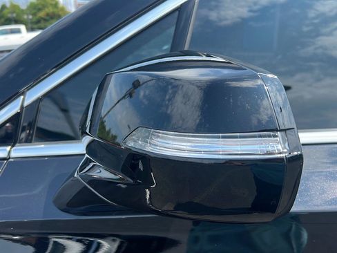 Used 2024 Cadillac XT6 Premium Luxury AWD/4WD image 9