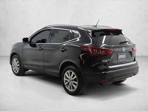 Used 2020 Nissan Rogue Sport SV FWD image 8