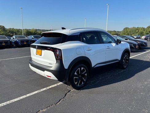 Used 2026 Nissan Kicks SV w/ Cold Weather Package image 3