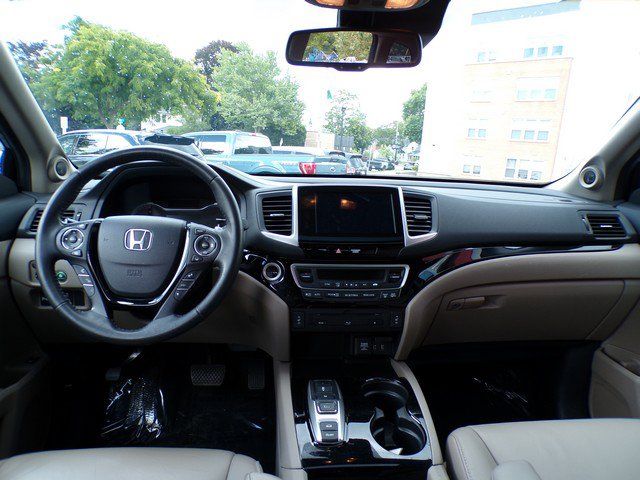 Used 2016 Honda Pilot Touring image 9