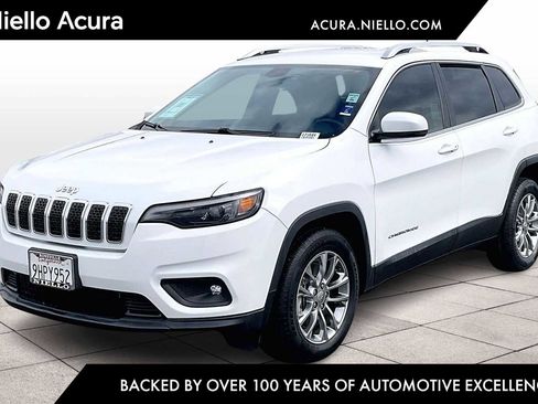Used 2019 Jeep Cherokee Latitude Plus w/ Comfort/Convenience Group image 1