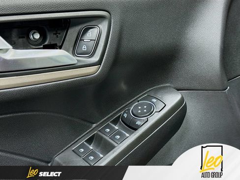 Used 2021 Ford Escape SE w/ Convenience Package FWD image 21